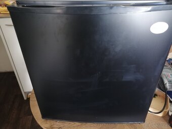Lednice s malí mrazakem - 3