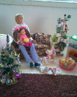 Barbie rodina s nábytečkem a zvířátky - 3
