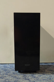 Skříň NZXT S340 lesklý povrch (ne matná)s průhlednou bočnicí - 3