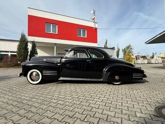 1941 Cadillac Series 62 Coupe - 3