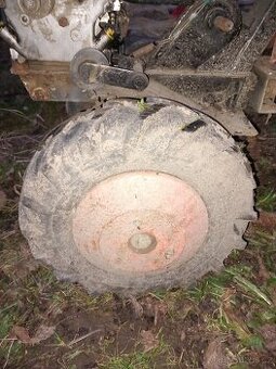 Jednoosý malotraktor s motorem briggs & stratton 5hp - 3