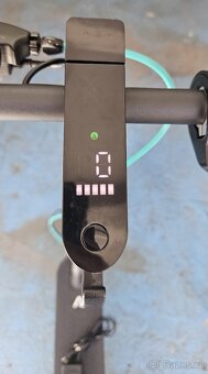 Lamax E-Scooter - Elektrokoloběžka - 3