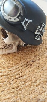 Lebka iron cross skull - 3