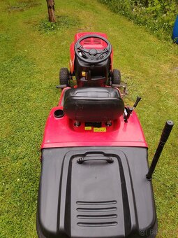 Zahradní traktůrek Mtd Smart Re 130 H - 3