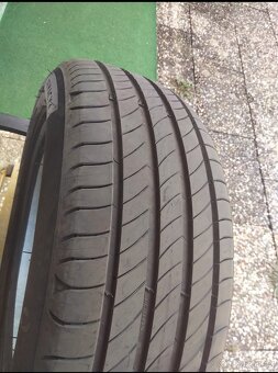 Prodám nové pneumatiky Michelin Primacy 205 55 r16 - 3