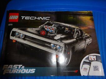 Lego Technic 42111 Domův Dodge Charger - 3