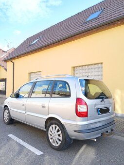 Prodam Opel Zafira 1.8 7 míst, facelift - 3