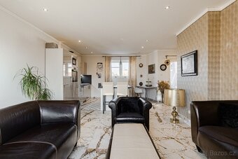 Prodej bytu 3+1 75 m² Římská, Kladno - 3