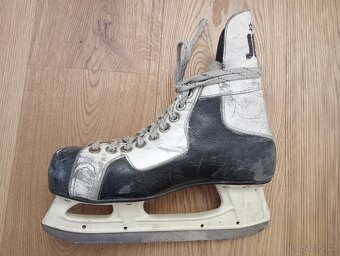 Brusle "kanady" Jets NHL Vel. 25,5cm - 3