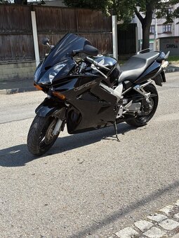 Honda vfr 800 - 3