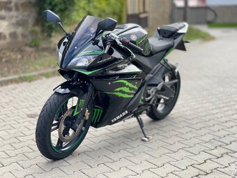 Yamaha YZF-R125 - 3