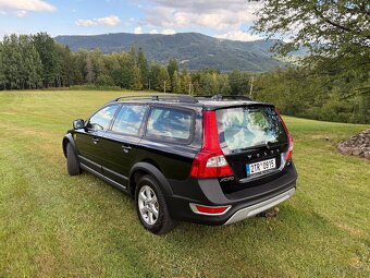 VOLVO XC70 2,4 D5 136kW AWD - 4x4 - Digi Klima - Automat - 3