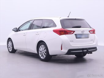 Toyota Auris 2,0 D-4D CZ Sports 1.Maj Tažné (2014) - 3