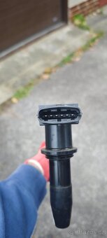 Zapalovaci civka NGK U6001 - 3