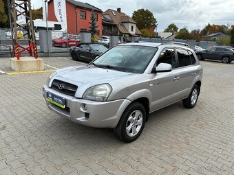 Hyundai Tucson 2.0i 104kW 4x4 KLIMA TAŽNÉ - 3