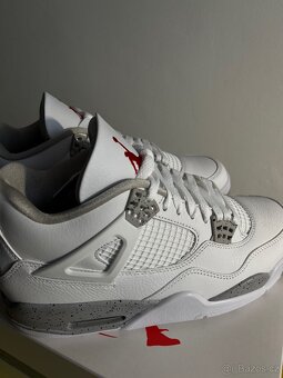 Nike Air Jordan 4 Oreo - 3