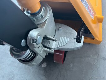 Paletový vozík M25, standard, 2500 kg - 3