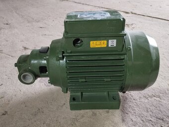 Čerpadlo na olej - 3