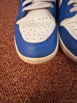 Nike Air Jordan 1 - 3