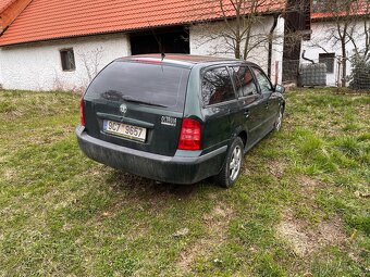 Škoda Octavia 1 2.0MPI - 3