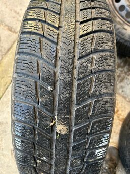 Michellin 195/65 R15 - 3