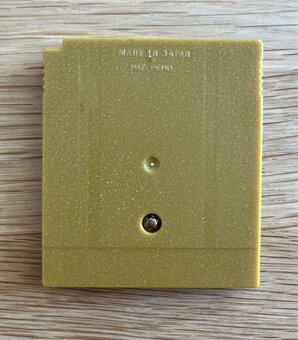 Pokemon Gold Nintendo Game Boy - 3