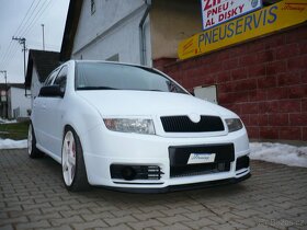 mracitka na skoda fabia - 3