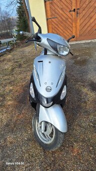 Skutr 50 ccm - 3