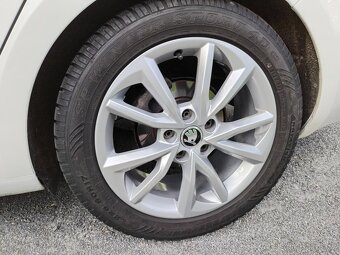 ALU kola 5×112,R17 Škoda Octavia III - 3