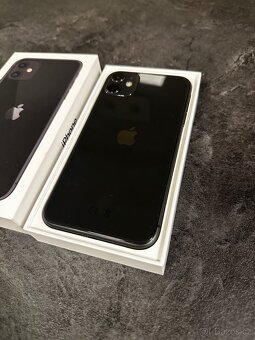 iPhone 11 64 GB Black - 3