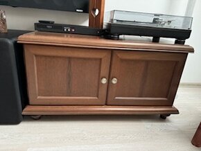 Masivní nábytek 4 kusy - 3