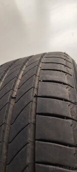 Nove 215/55/17 Michelin Primacy 3 ST. 2023 - 3