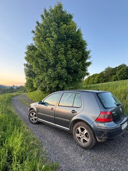 Golf IV 1.4i - 3
