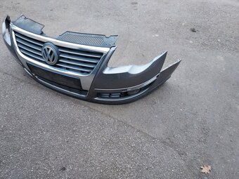 přední nárazník VW Passat B6 - 3