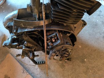 Motor Jawa 250/353 - 3