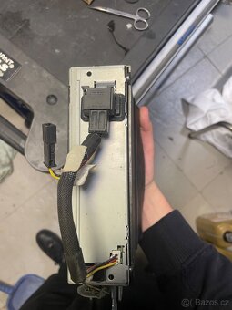 Mercedes CD changer - 3