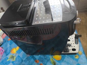 DeLonghi magnifica S - 3