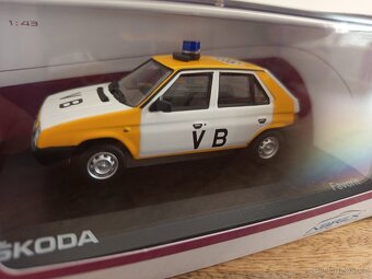 Model Škoda Favorit 136L VB 1:43 - 3