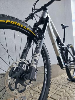 Horské kolo Canyon Strive CFR Underdog Carbon 2023 29″ - 3