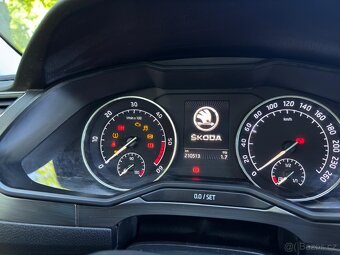ŠKODA SUPERB 3 Combi ACC DSG 2,0 tdi 110kw pěkná výbava - 3