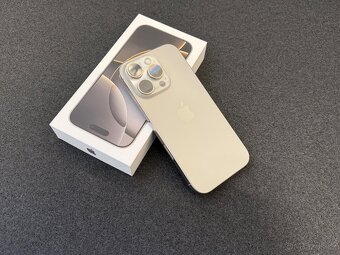 📱 iPhone 16 Pro – 128 GB, titanová barva - 3