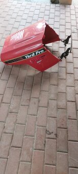 Kapotu na traktůrek Husqvarna CT 151 - 3