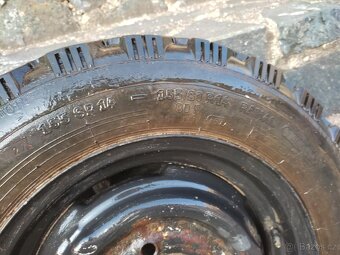 Kola na automobil škoda 100 - 3