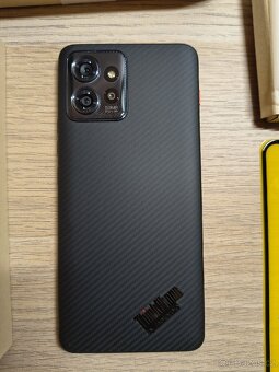 Motorola ThinkPhone Carbon Black - 3