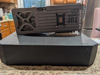 ASUS TUF Gaming GeForce RTX 5080 16GB GDDR7 OC Edition - 3