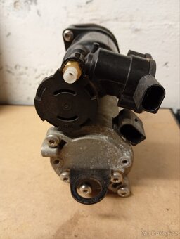 Kompresor podvozku MB ML,Gl - 3