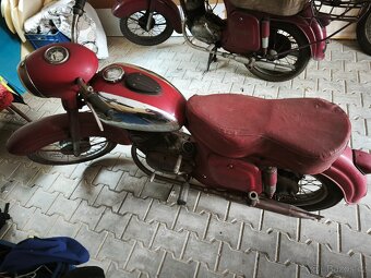 Jawa 150/352 - 3