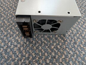 Stabilizovaný/serverový napájecí zdroj HP 12V 50A 575 W - 3