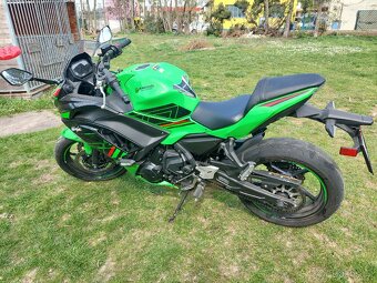 Kawasaki Ninja 650 - 3