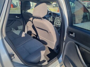 Ford Focus 1.6. Benzin - 3